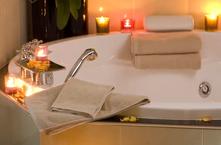Spa massage towel